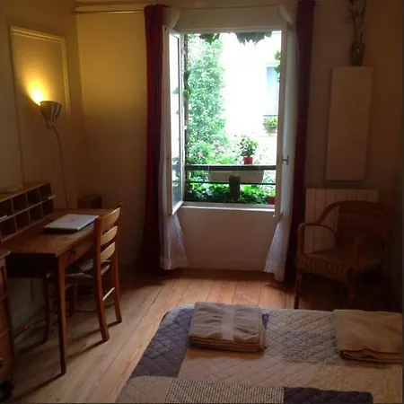 Apartment Delicieux Studio Sur Jardin Paris